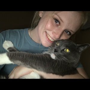 Meet your Posher, Abby